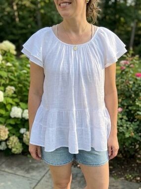 Counterparts White Flutter Sleeve Tiered Blouse Peasant Boho Cottagecore Breezy